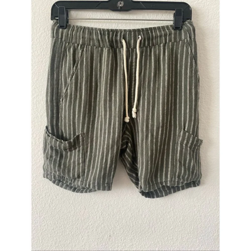 ASOS DESIGN slim shorts with pockets size xs